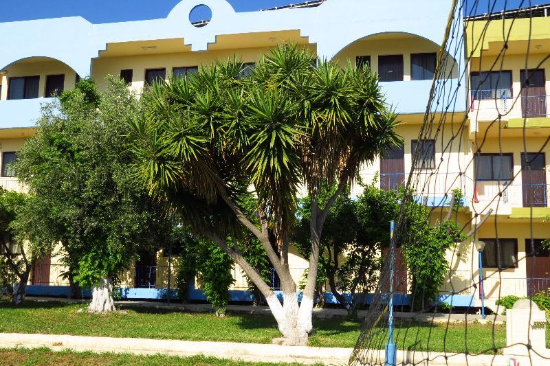 Petaloudes Maritime Hotel Apartments מראה חיצוני תמונה