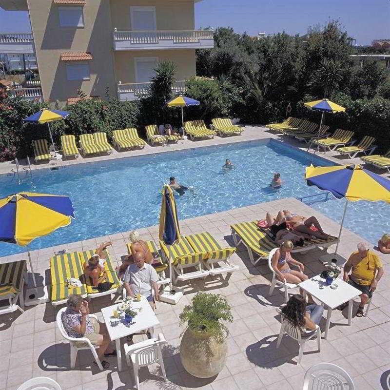 Petaloudes Maritime Hotel Apartments מראה חיצוני תמונה