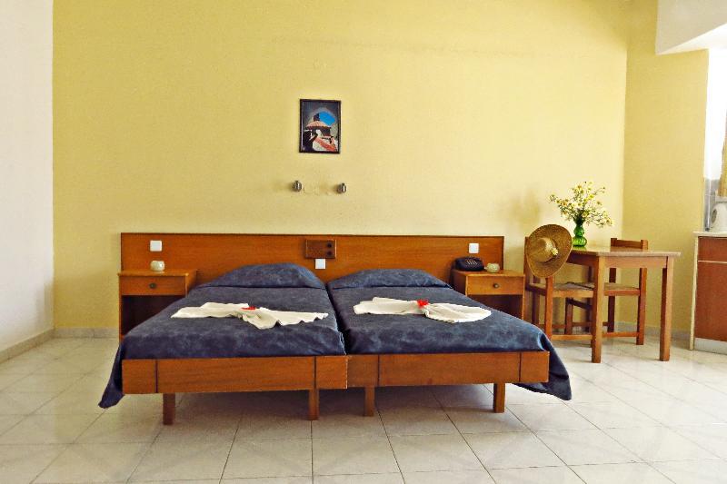 Petaloudes Maritime Hotel Apartments מראה חיצוני תמונה