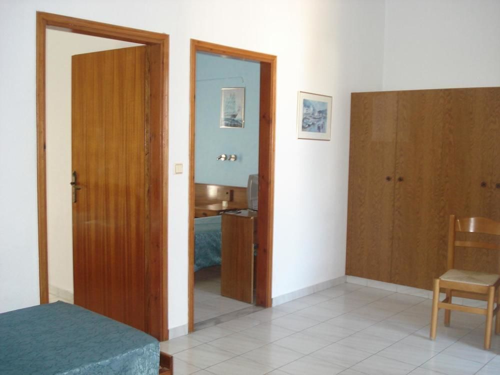 Petaloudes Maritime Hotel Apartments מראה חיצוני תמונה