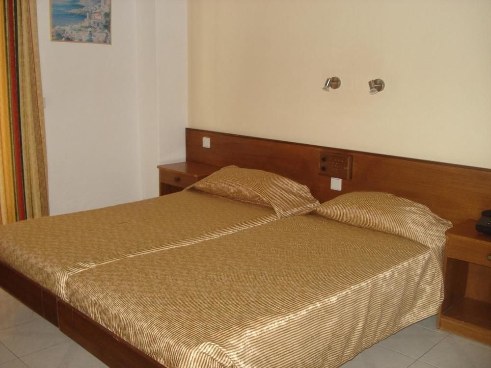 Petaloudes Maritime Hotel Apartments מראה חיצוני תמונה