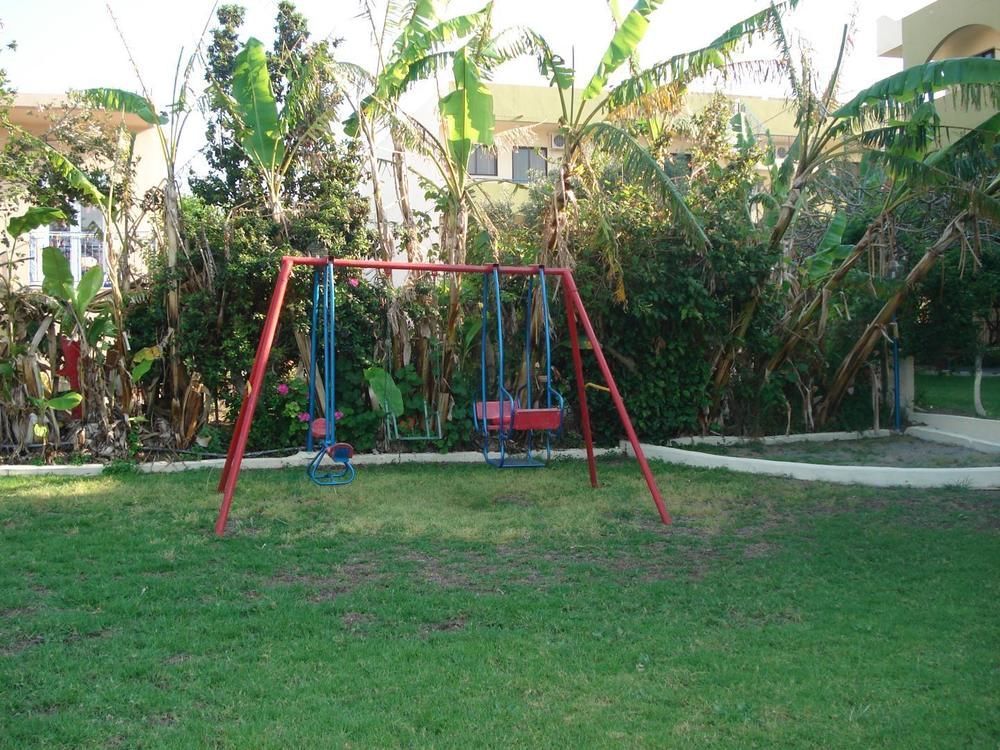 Petaloudes Maritime Hotel Apartments מראה חיצוני תמונה